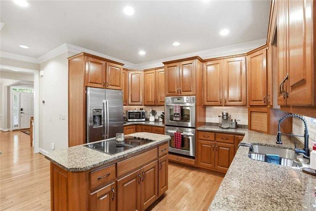 1279 Quail Cove Dr - Photo 5 of 36