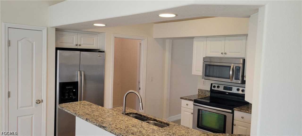 902 Sw 21st Ln - Photo 5 of 19