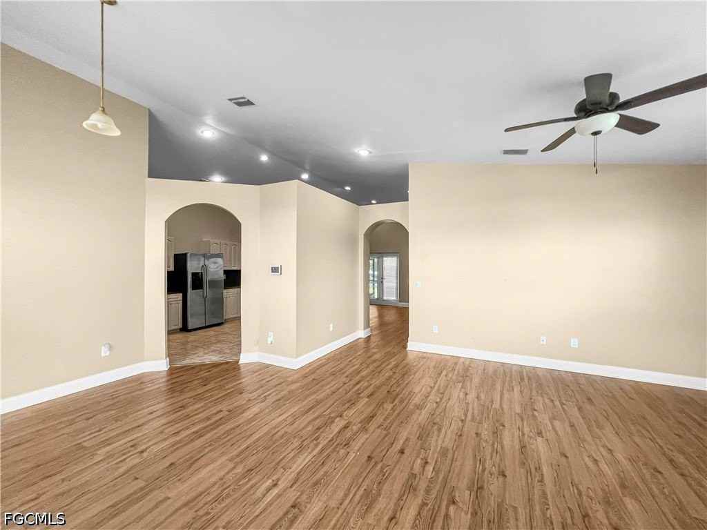 2105 Ne 15th Ter - Photo 6 of 44