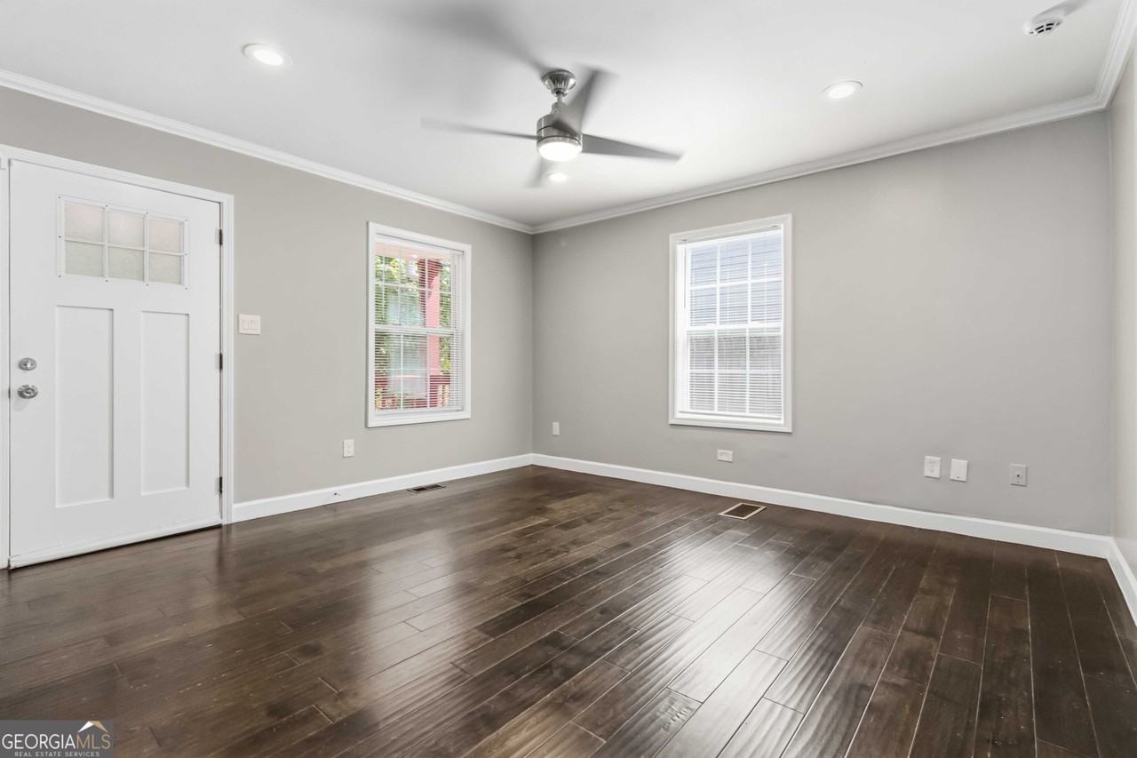 1448 Rome Dr Nw #1448 - Photo 5 of 30