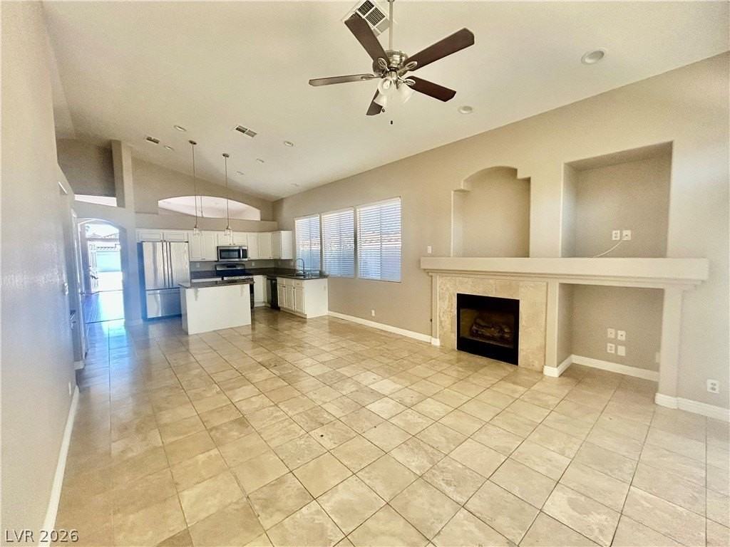 9737 Derbyhill Cir - Photo 6 of 17