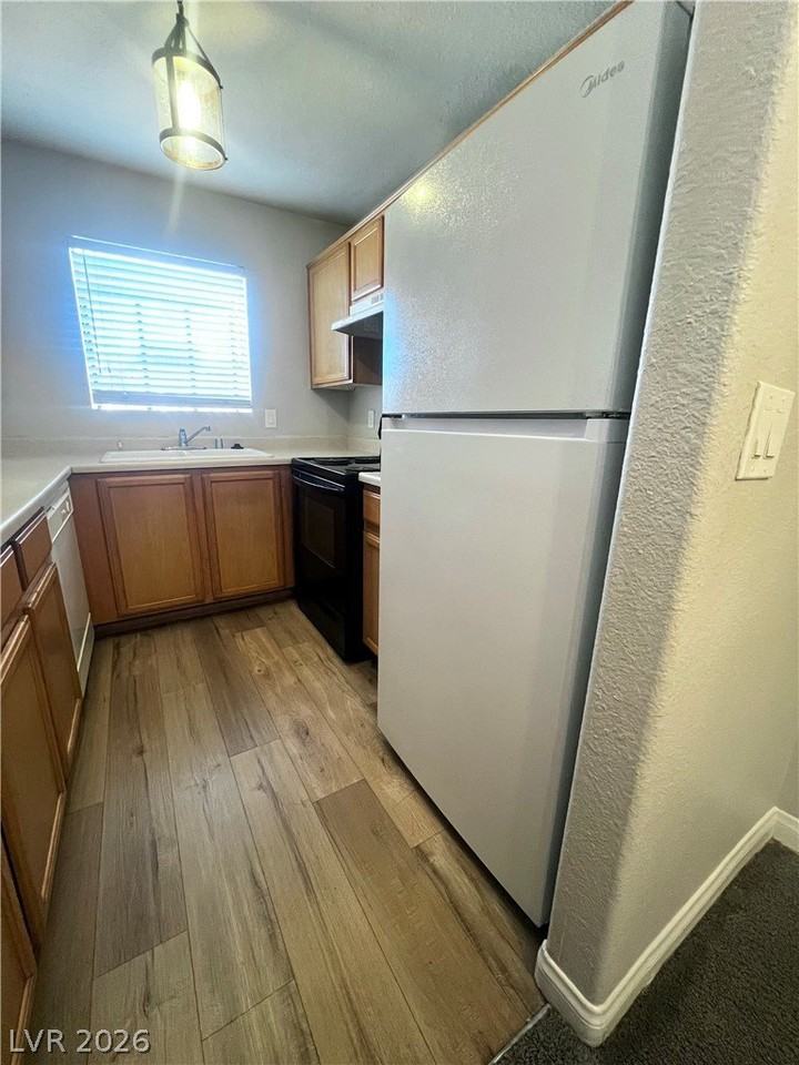 2985 Juniper Hills Blvd #203 - Photo 5 of 11