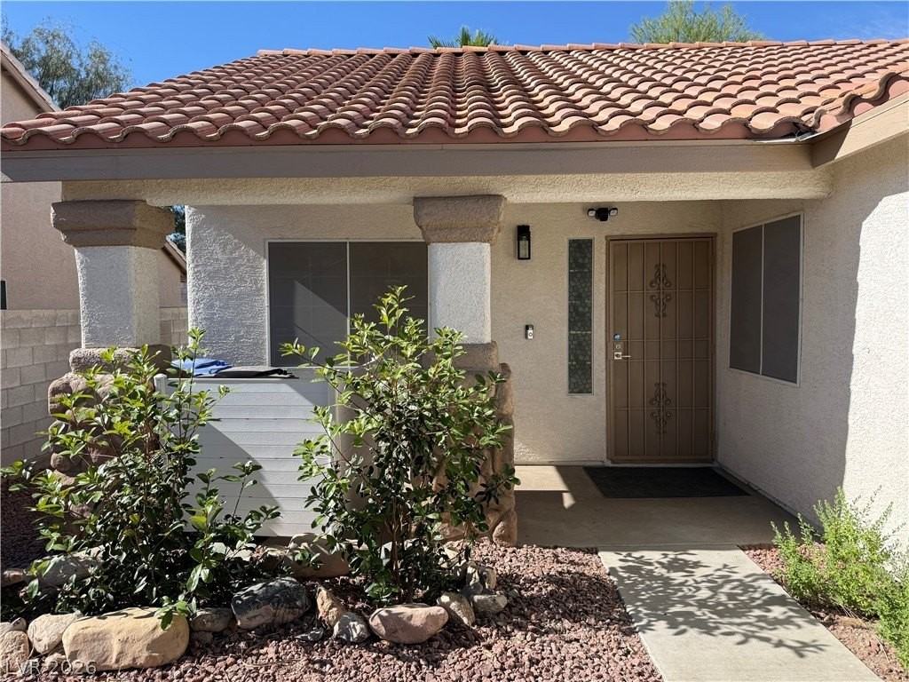 1043 Misty Rose Ave - Photo 2 of 11