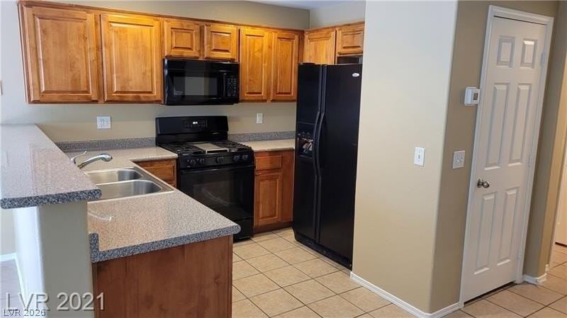 10567 Pueblo Springs St - Photo 5 of 22