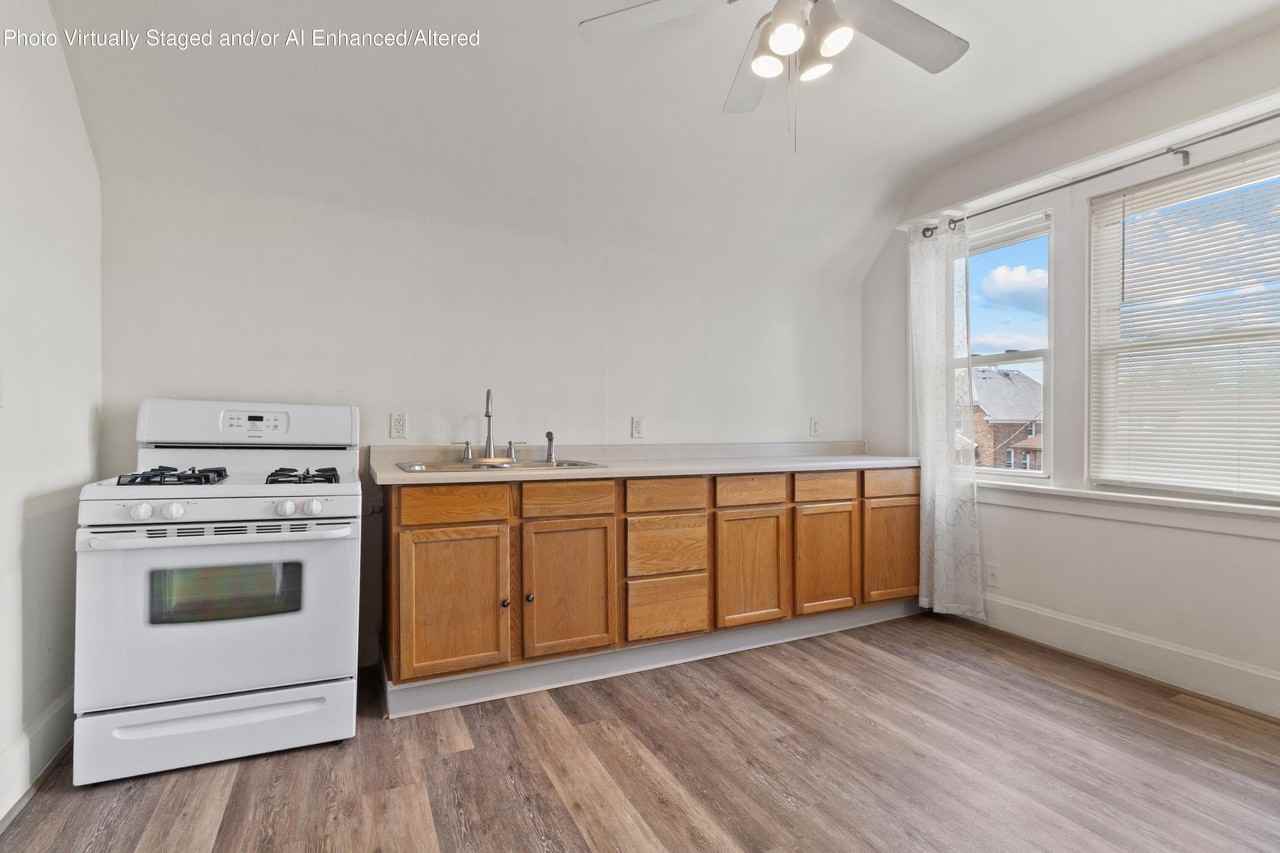 1630 Cleveland Ave #2 - Photo 5 of 11
