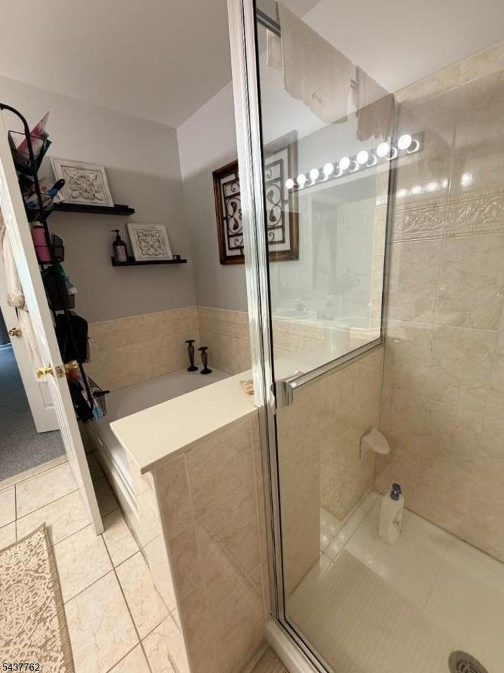 102 Riverwalk Way - Photo 3 of 16