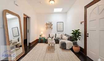 featured image of 219 Abercorn St #F2