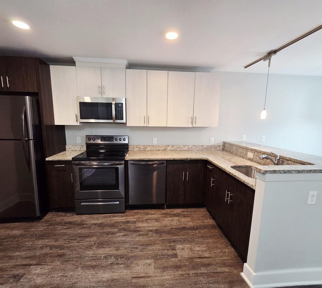 235 Ridge Rd #2D - Photo 3 of 10