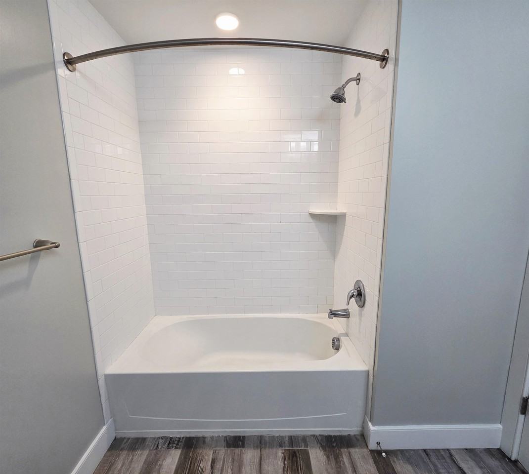 235 Ridge Rd #2D - Photo 6 of 10