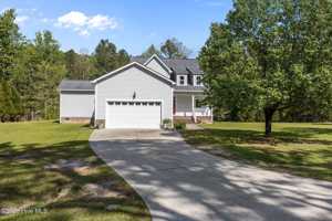 featured image of 164 Bay View Dr