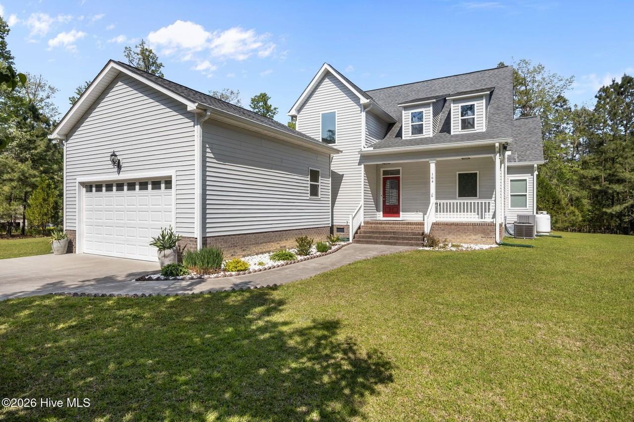 164 Bay View Dr - Photo 2 of 50