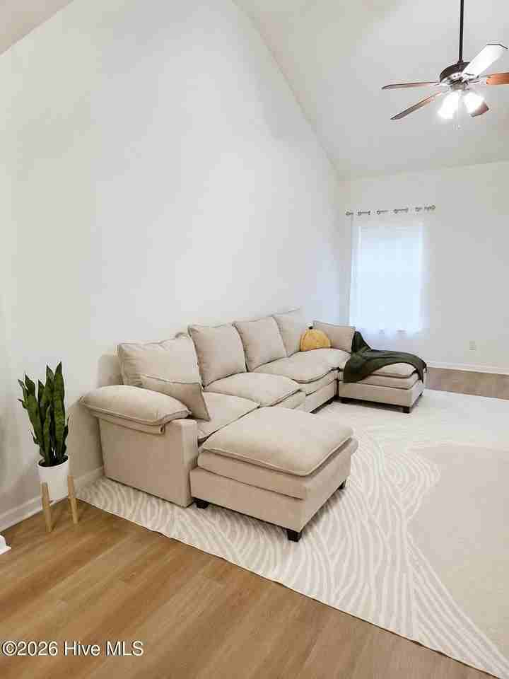160 Brandimere Dr - Photo 5 of 18