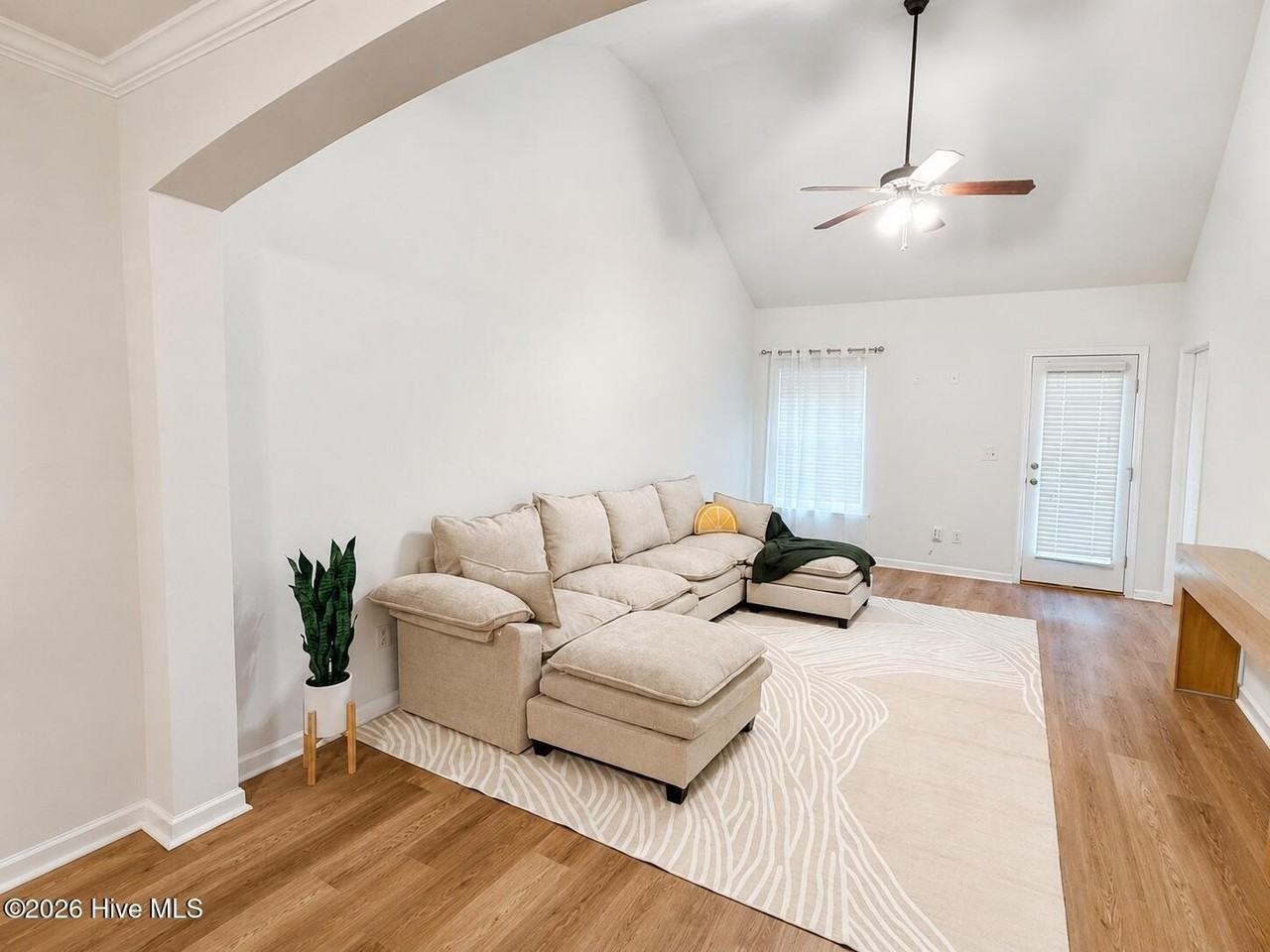 160 Brandimere Dr - Photo 6 of 18