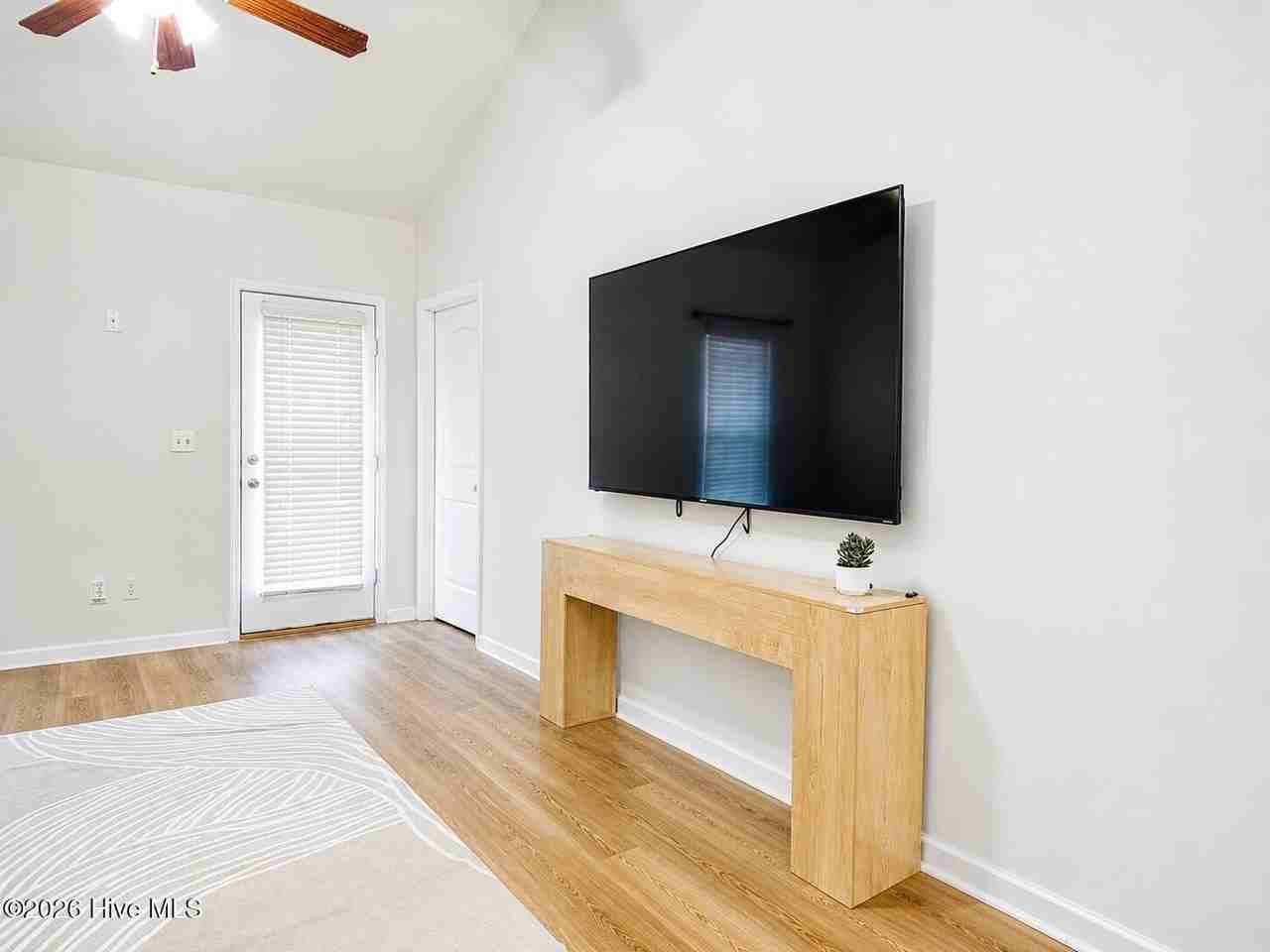 160 Brandimere Dr - Photo 7 of 18