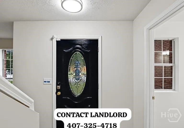 811 Greenwood Xing - Photo 4 of 18