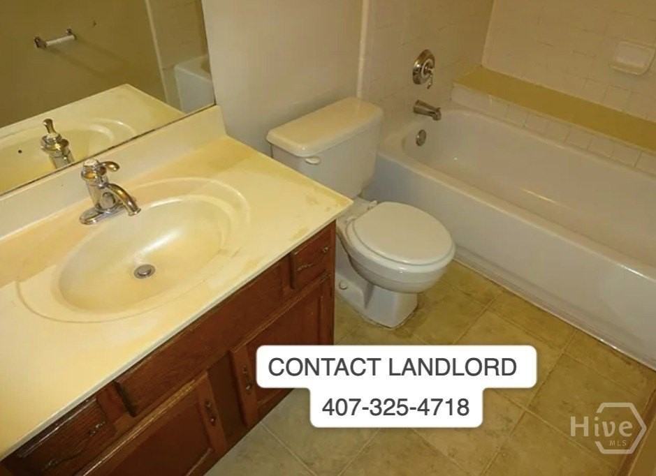 2442 Country Lake Ln - Photo 2 of 11
