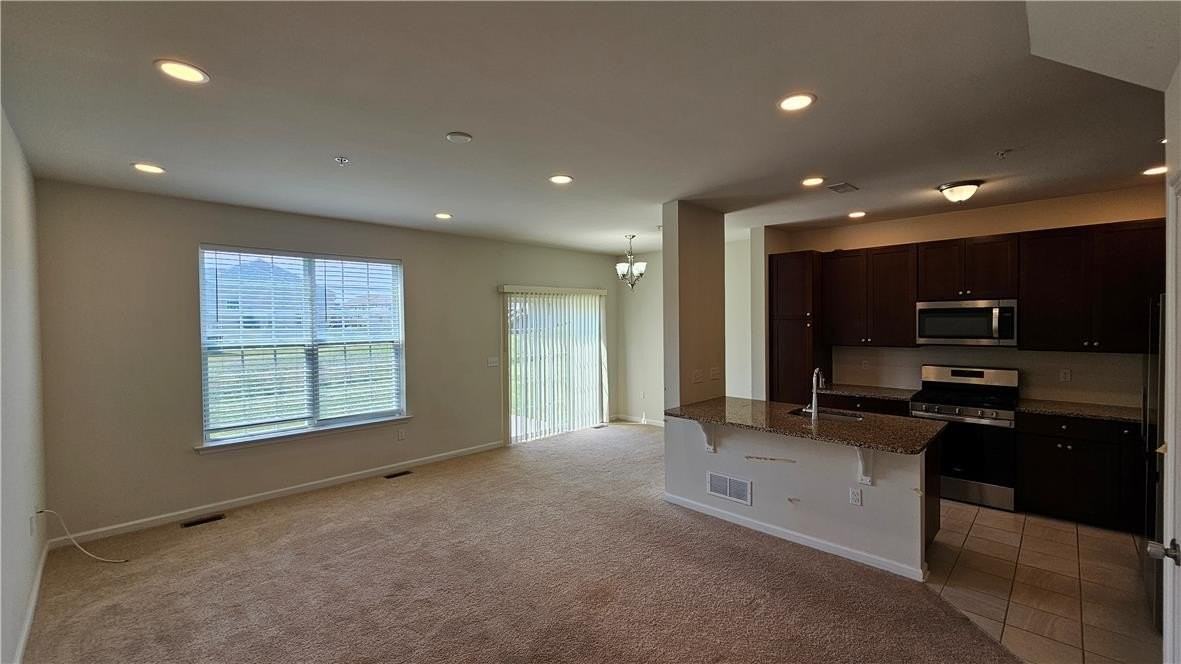 1462 Black Forest Dr - Photo 7 of 30