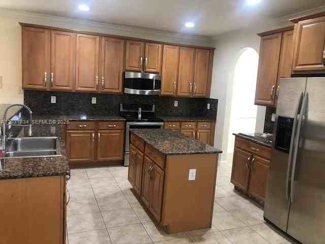 27424 Sw 140th Ave - Photo 2 of 6