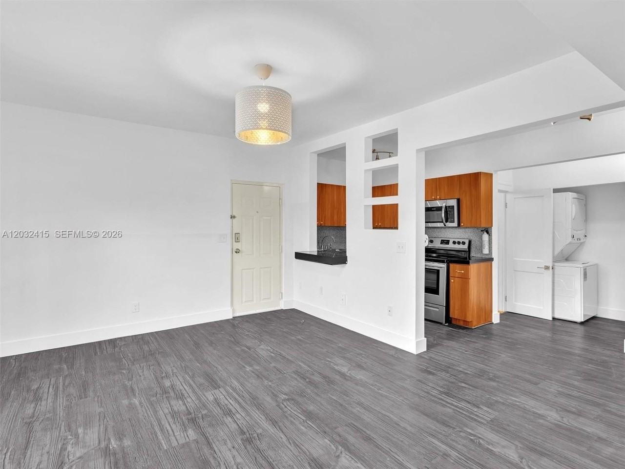 934 Michigan Ave #305 - Photo 6 of 23