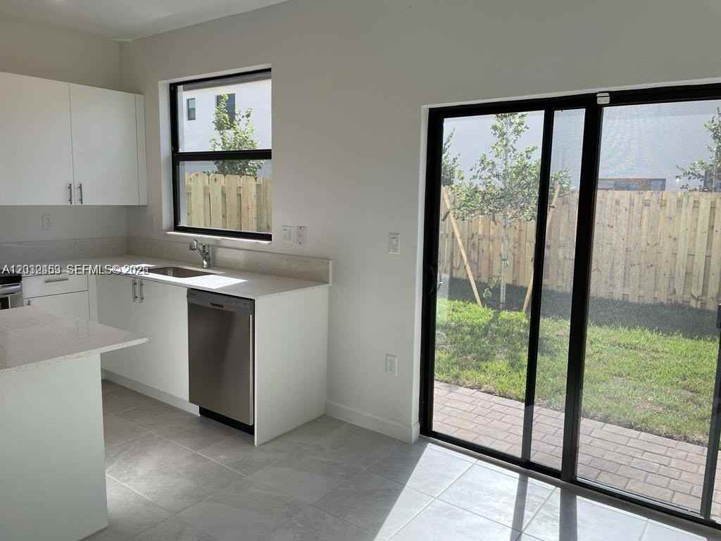 12928 Sw 232nd Ter #12928 - Photo 3 of 7