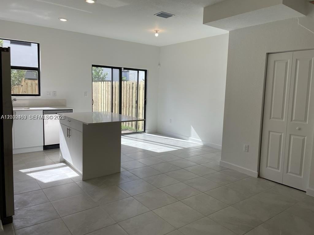 12928 Sw 232nd Ter #12928 - Photo 7 of 7