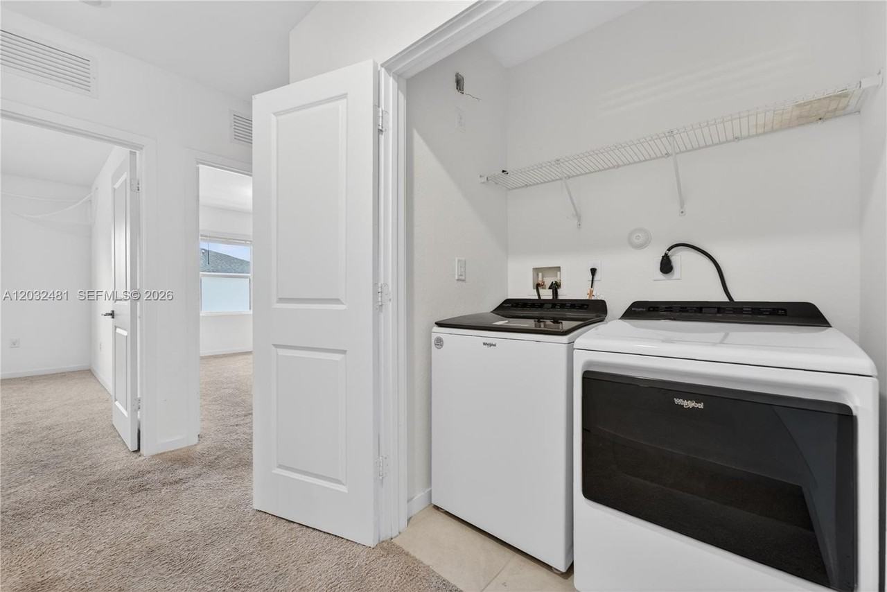 1780 Se 9th Ave - Photo 7 of 27