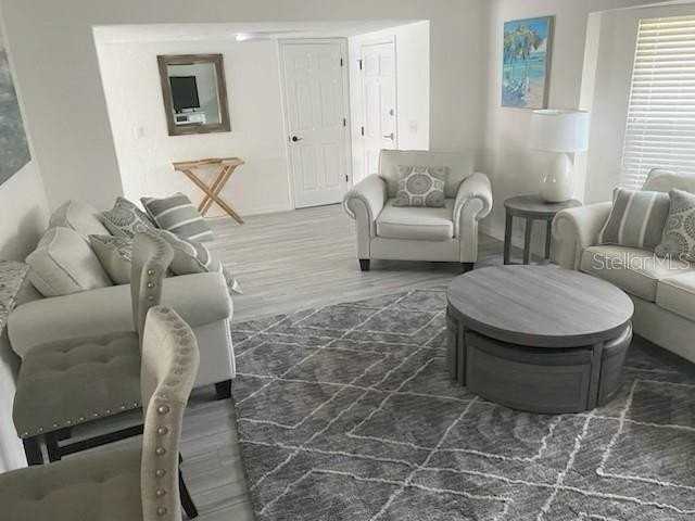 2934 Captiva Way - Photo 2 of 11