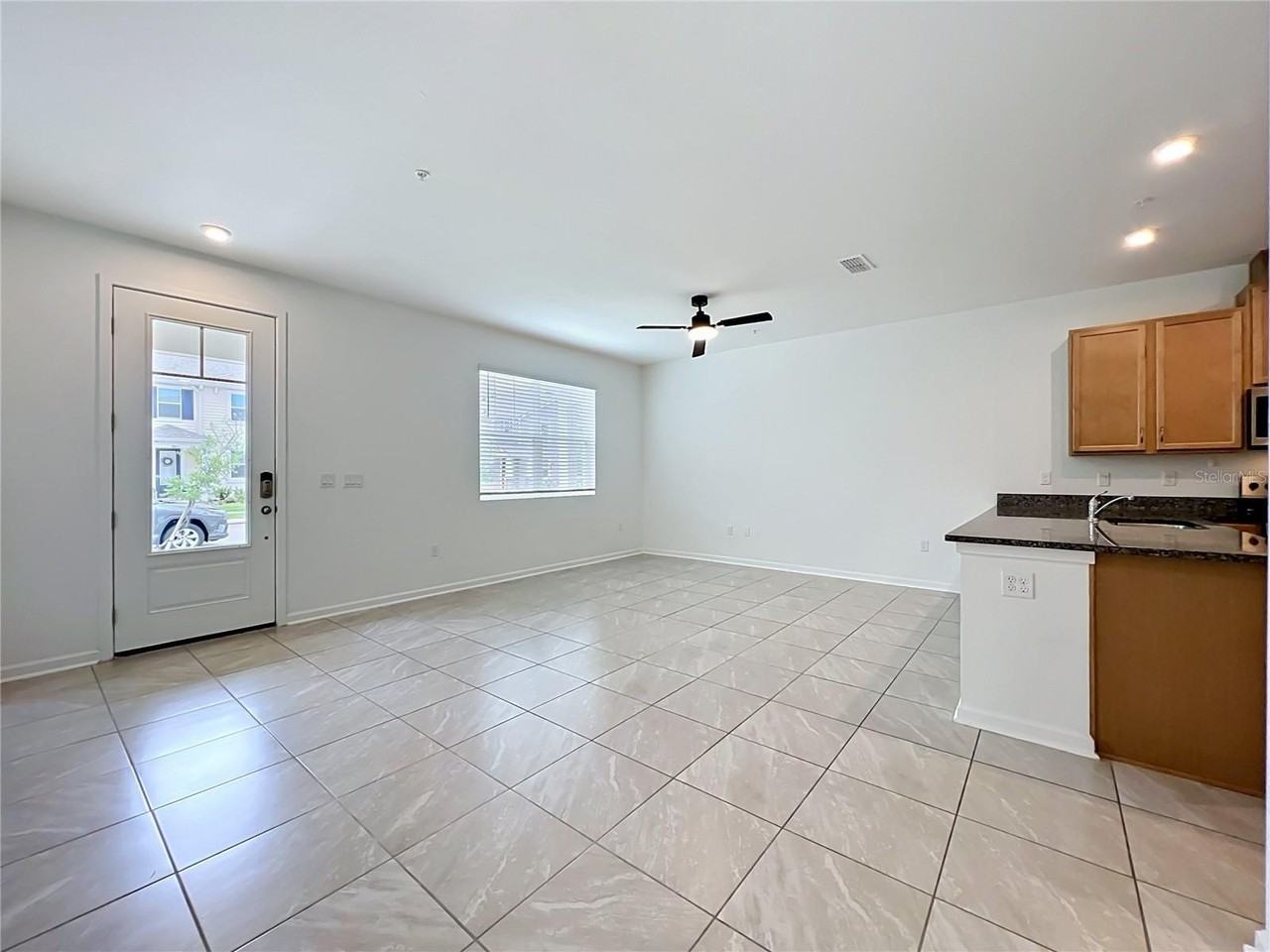 9848 Walkway Dr - Photo 5 of 50