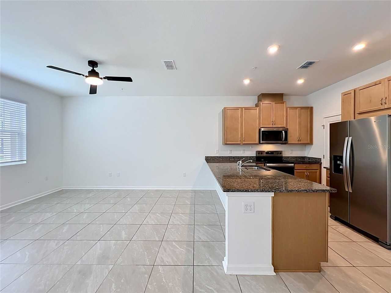 9848 Walkway Dr - Photo 7 of 50