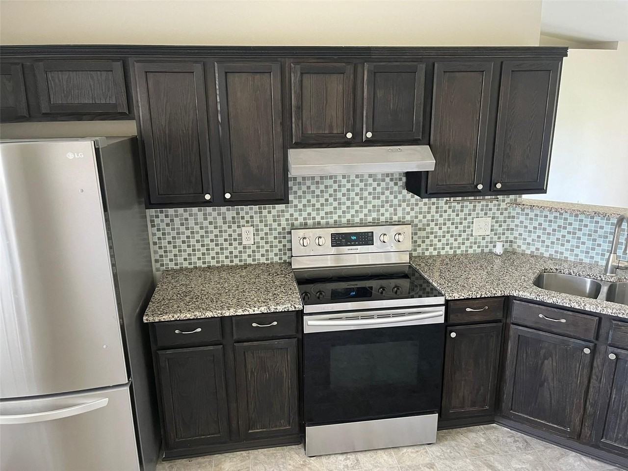 408 Mallard Way - Photo 2 of 18