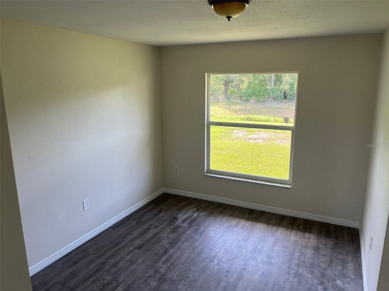 408 Mallard Way - Photo 4 of 18