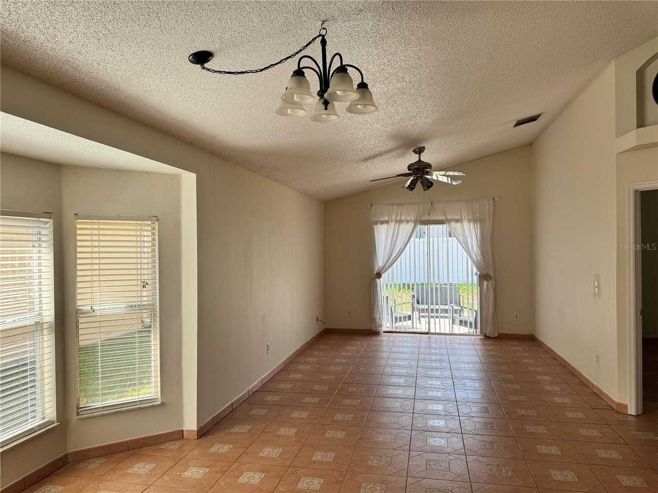260 Piccolo Way - Photo 7 of 15