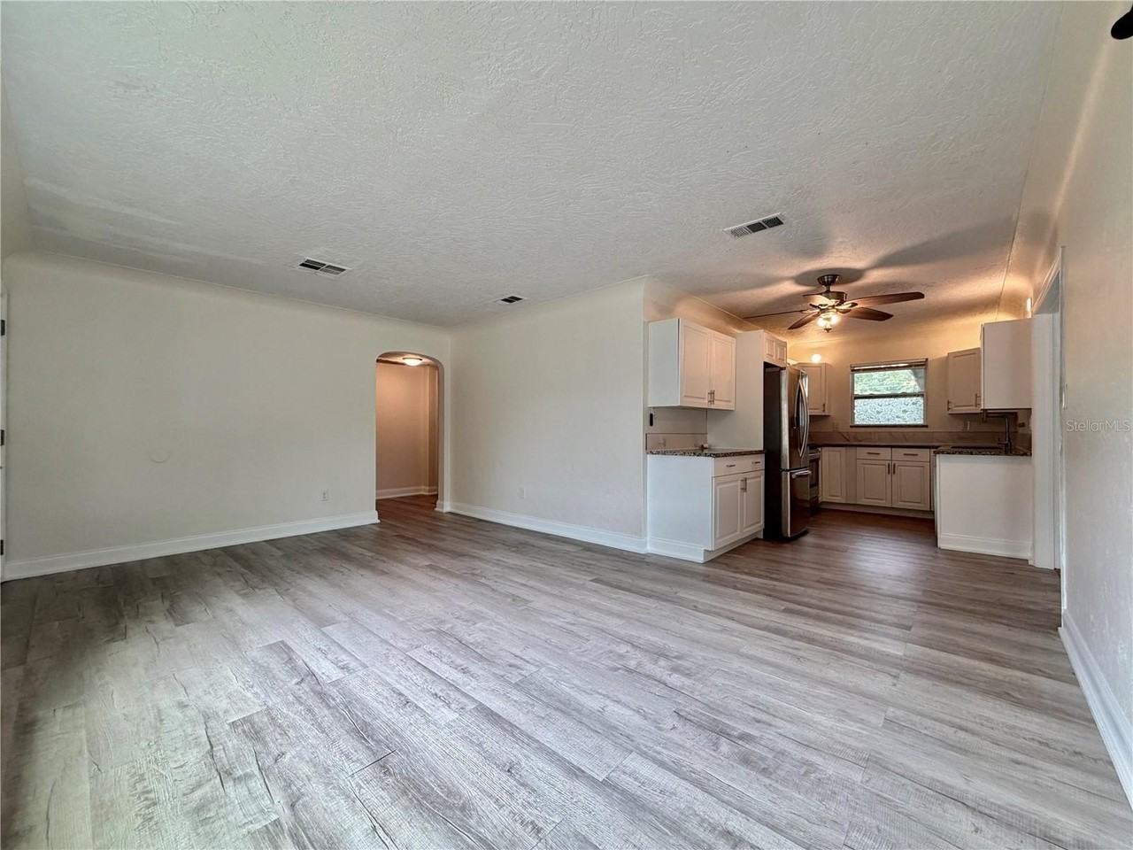 1465 15th St S - Photo 7 of 28
