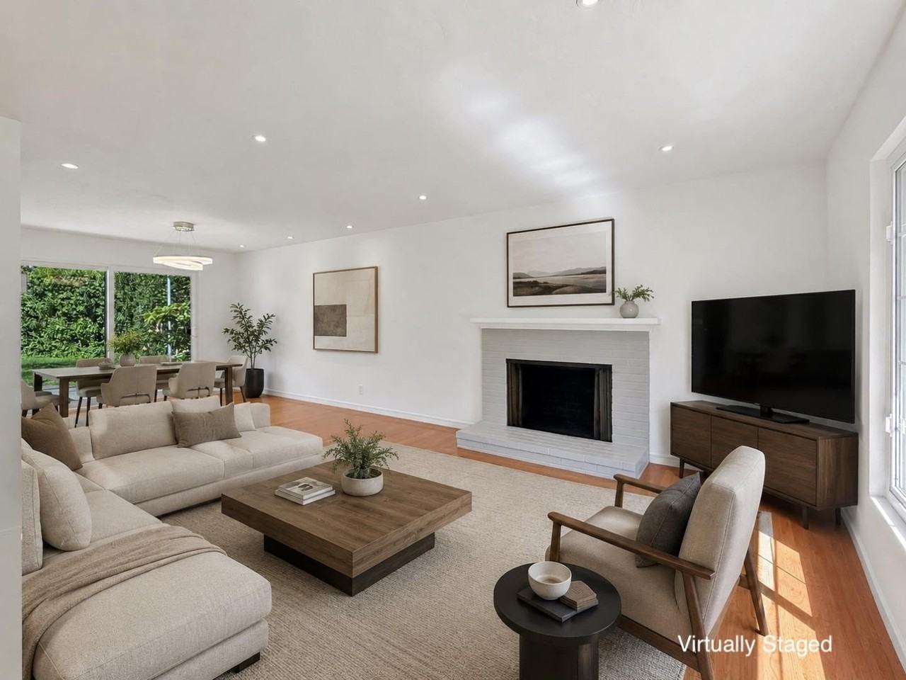 950 Olive St - Photo 4 of 37