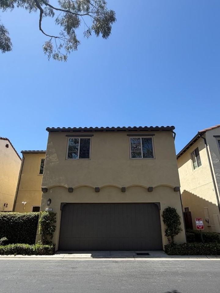 1321 Dahlia Loop - Photo 2 of 25