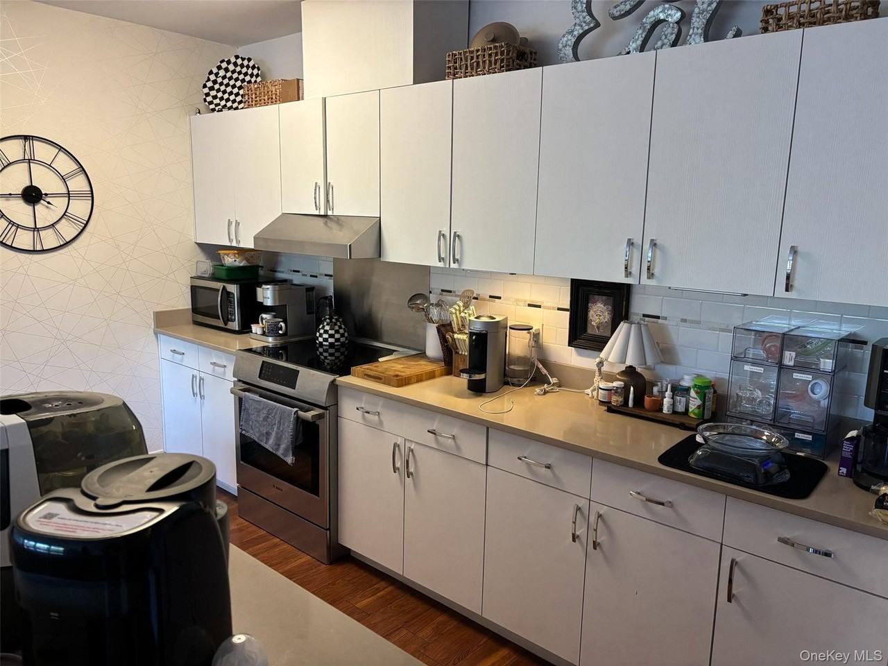 425 New York Ave - Photo 3 of 4
