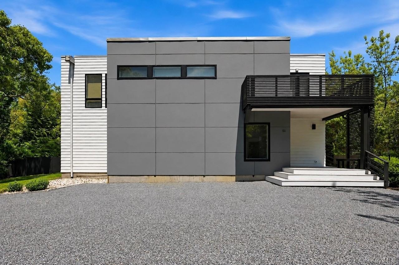 8 Old North Hwy #A - Photo 3 of 16