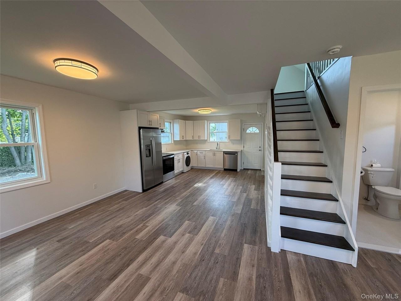 1599 3rd St - Photo 5 of 16