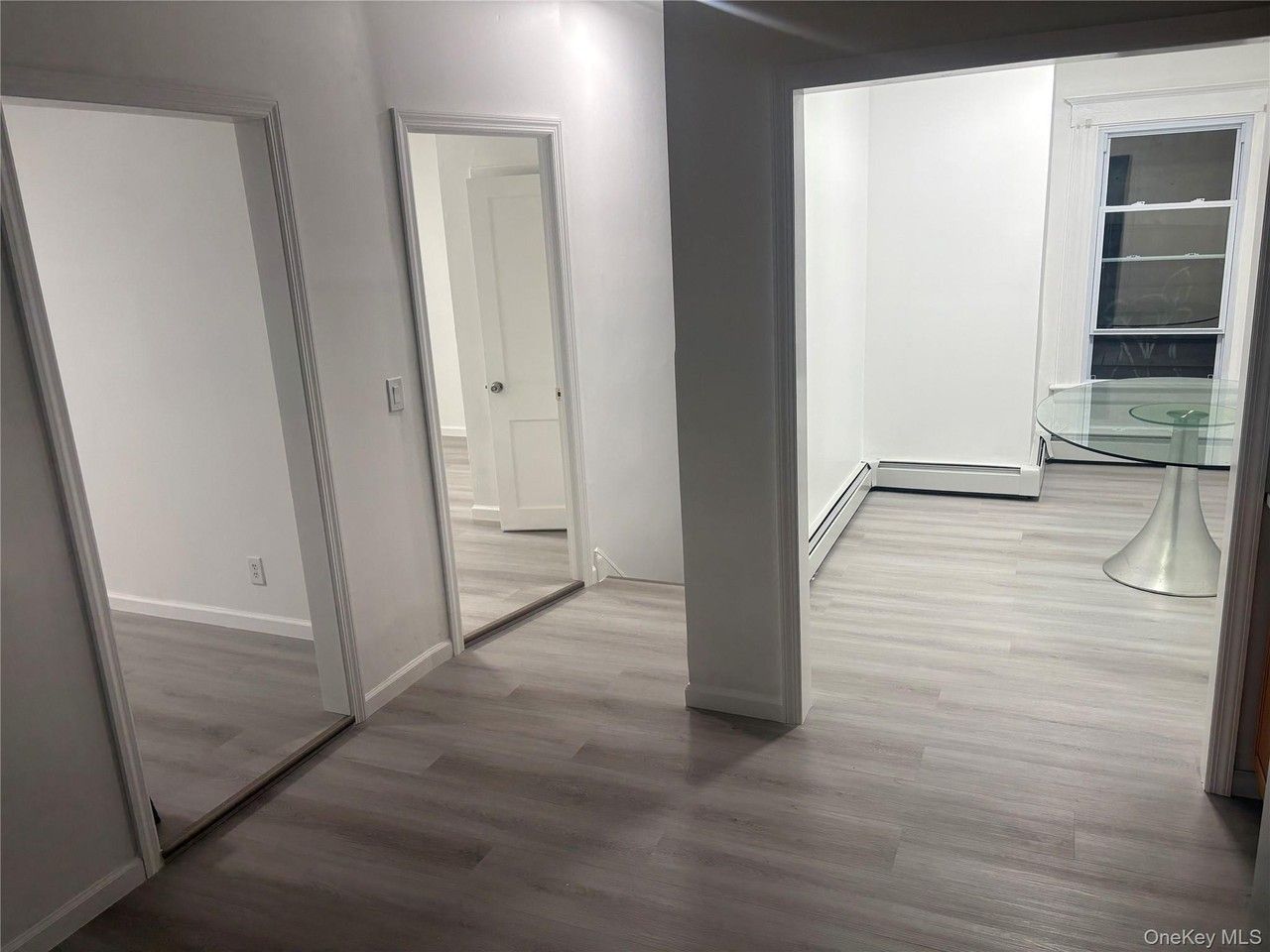 130 Wickham Ave - Photo 4 of 13