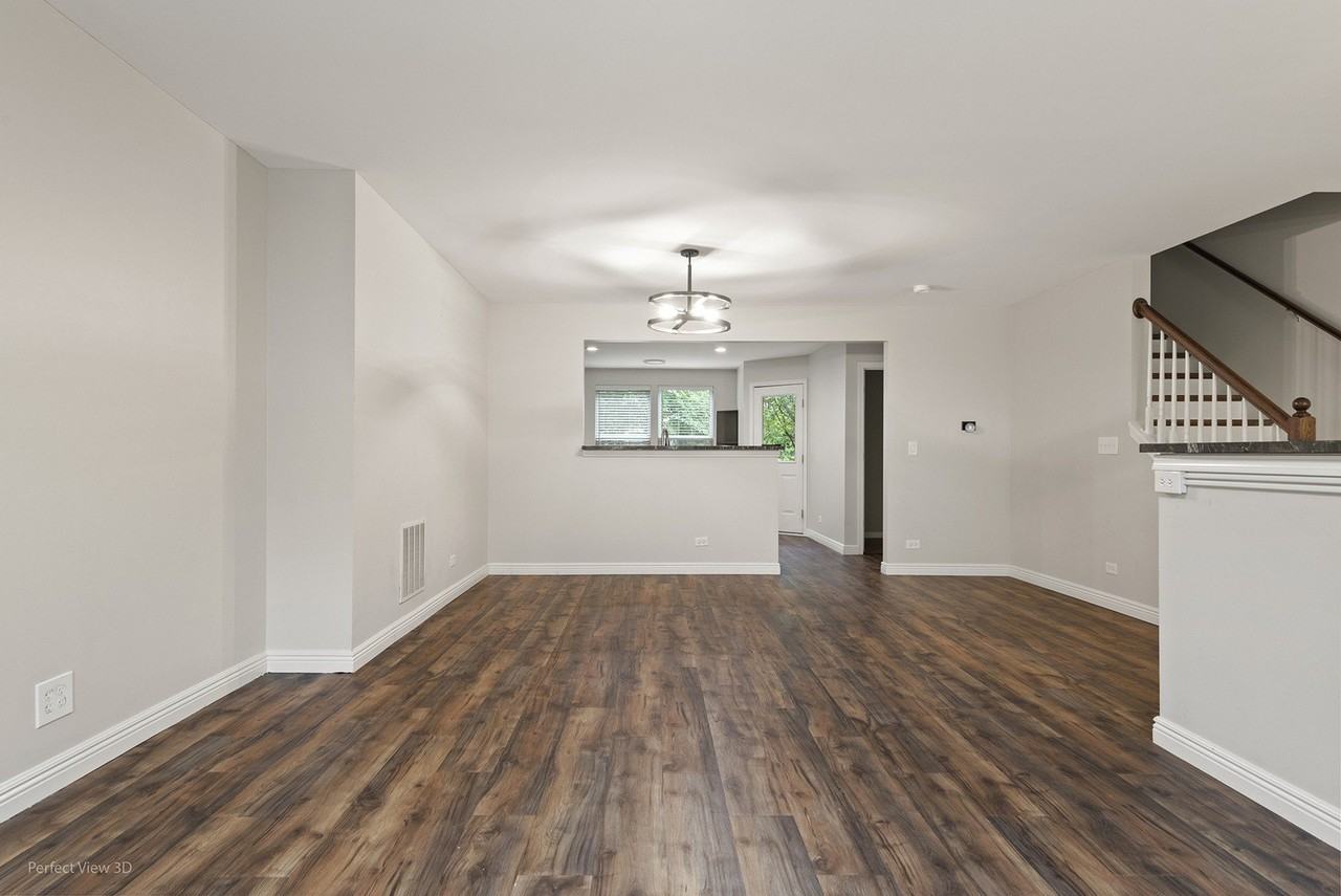 464 Valentine Way - Photo 4 of 25