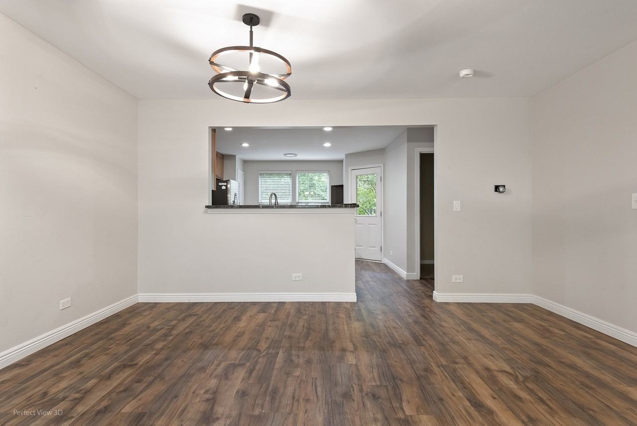 464 Valentine Way - Photo 5 of 25