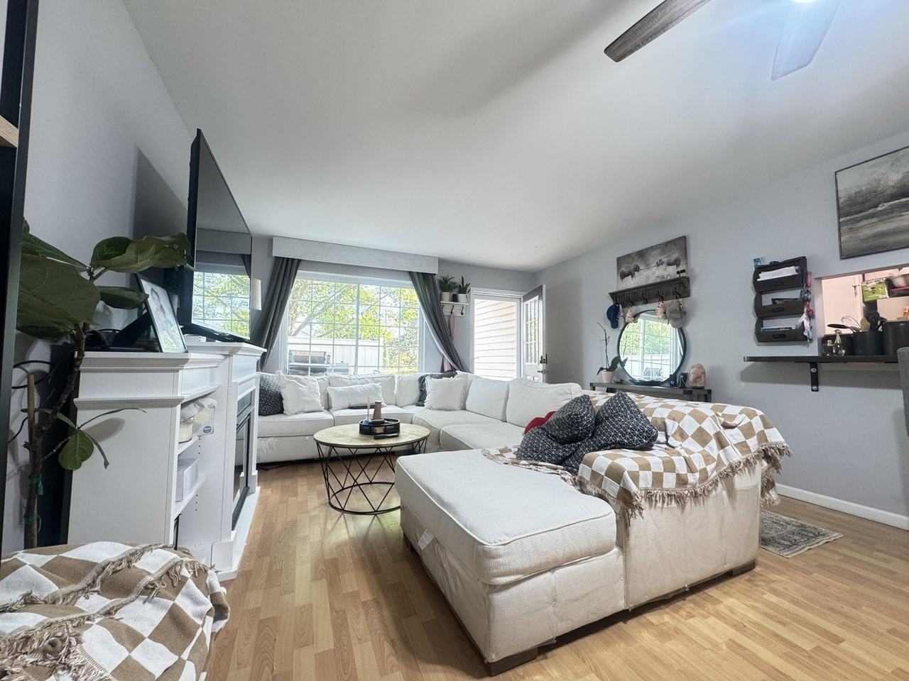 1632 Normantown Rd - Photo 2 of 13