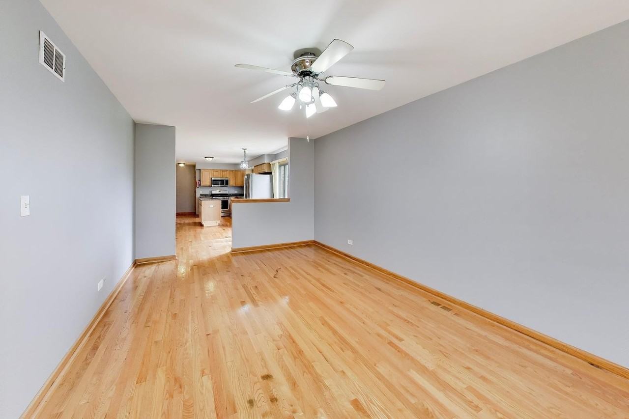 7520 W 61st St #2 - Photo 6 of 25