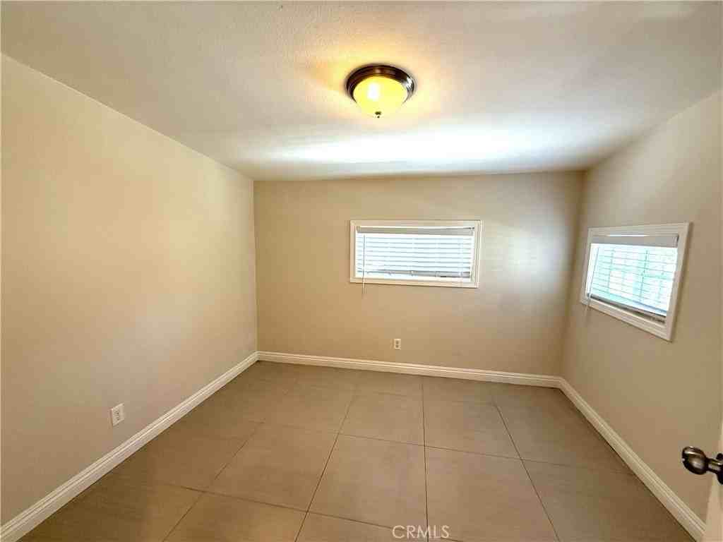 2730 Denton Ave - Photo 6 of 9