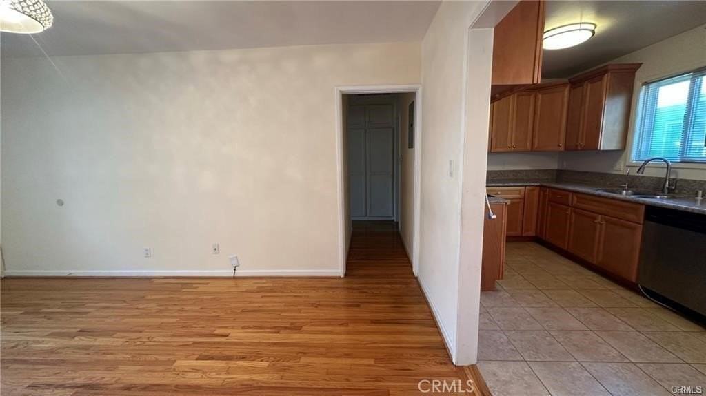 2569 N Brighton St - Photo 4 of 10