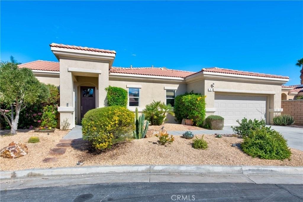 70 Rocio Ct - Photo 2 of 39