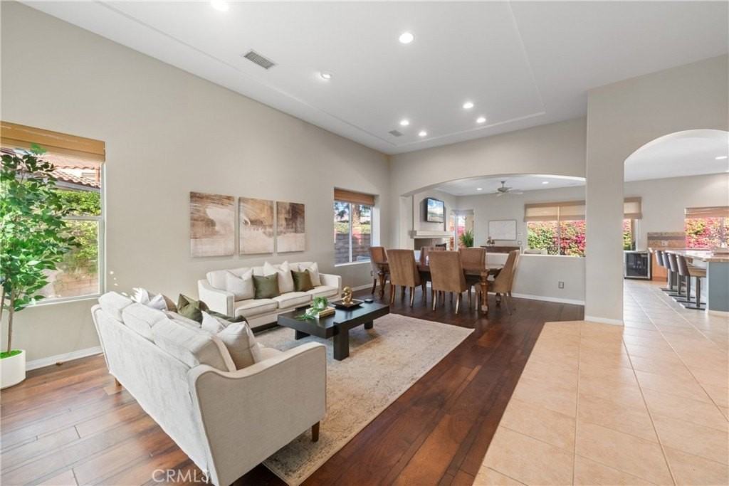 70 Rocio Ct - Photo 5 of 39
