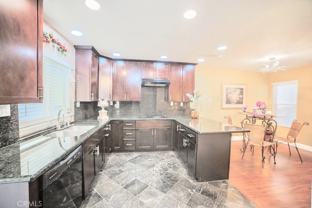 23732 Hillhurst Dr #23 - Photo 1 of 1