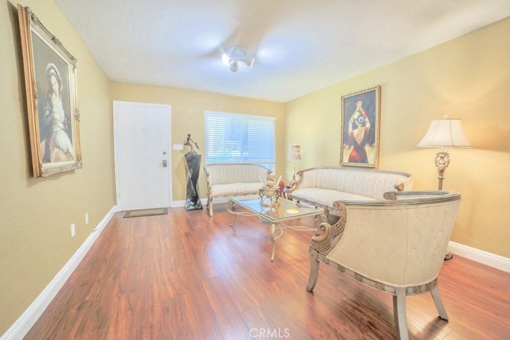 23732 Hillhurst Dr #23 - Photo 6 of 50