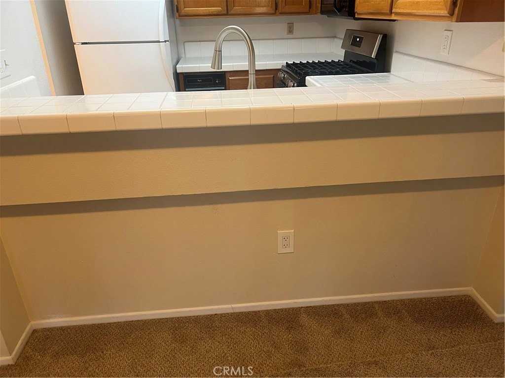 1441 Brett Pl #245 - Photo 5 of 37